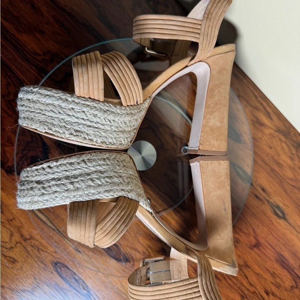 Schutz Blisse Platform Sandals - Nude Caramel - size 9